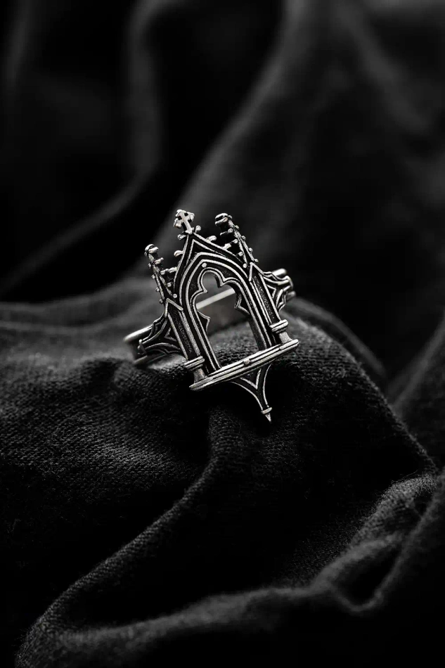 SANCTA LUX RING