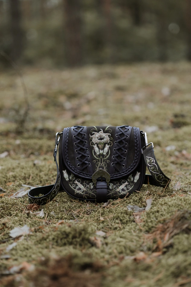 MOONFLOWER SCHULTERTASCHE