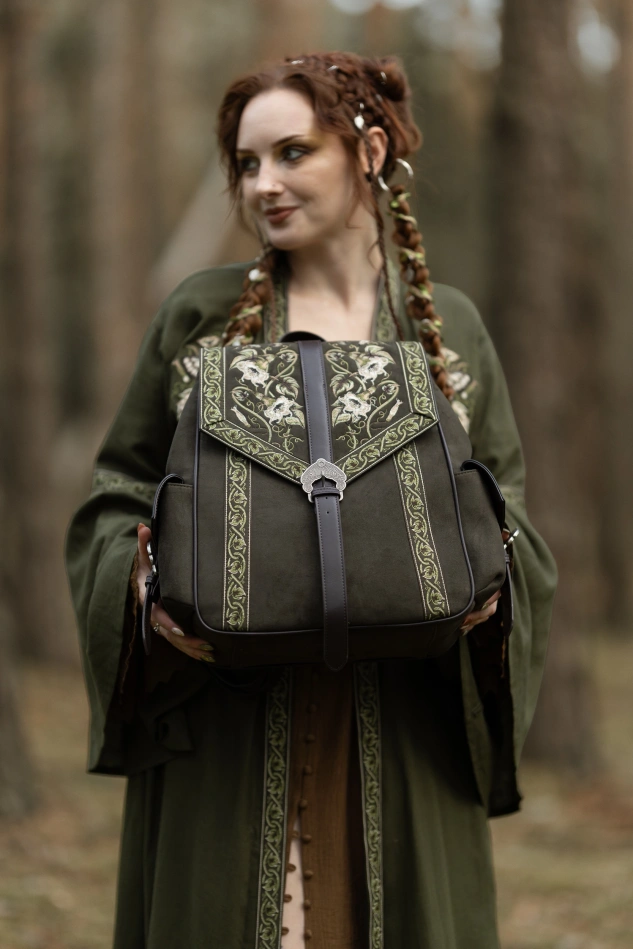MOONVINE BACKPACK - OLIVE