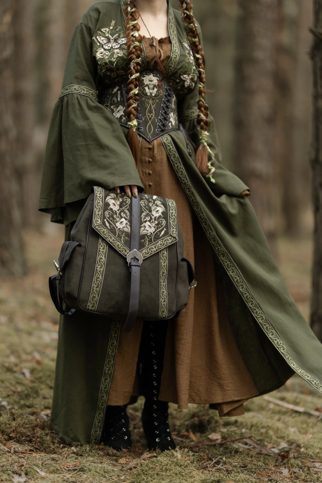 MOONVINE OLIVE RUCKSACK