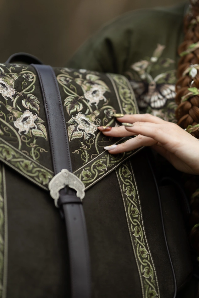 MOONVINE BACKPACK - OLIVE