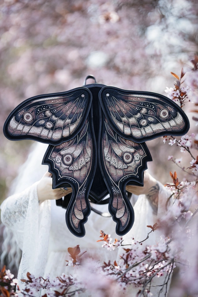 ASHIRA MOTH RUCKSACK